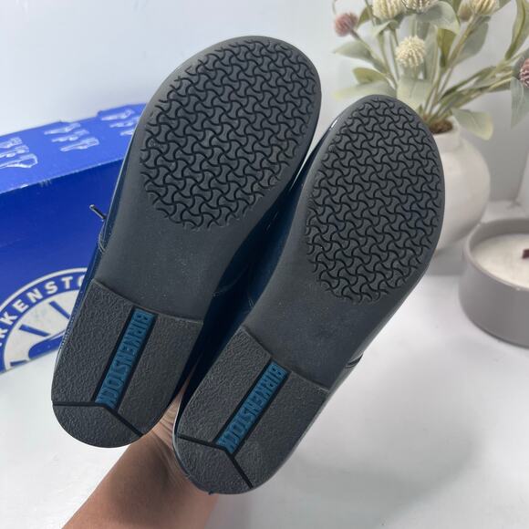 Birkenstock Saunders Patent Leather Clog Navy Women 5/Men 3 EU36 NWB Narrow - Picture 8 of 10